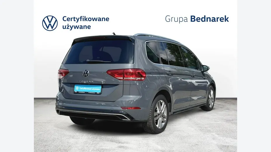 VOLKSWAGEN Touran -
