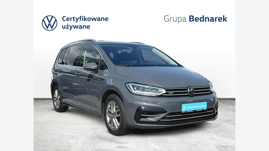 VOLKSWAGEN Touran -