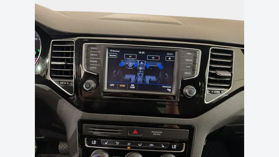 VOLKSWAGEN Golf Sportsvan -
