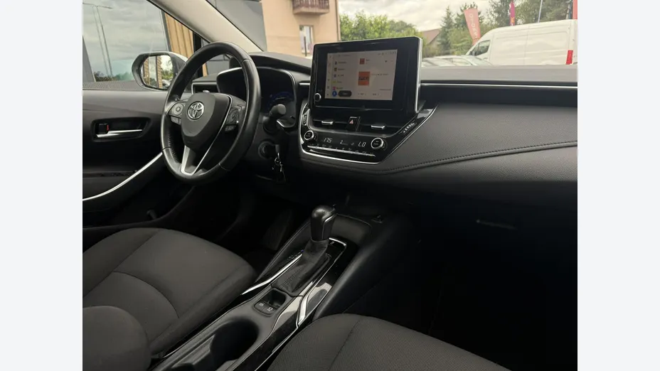 TOYOTA Corolla -