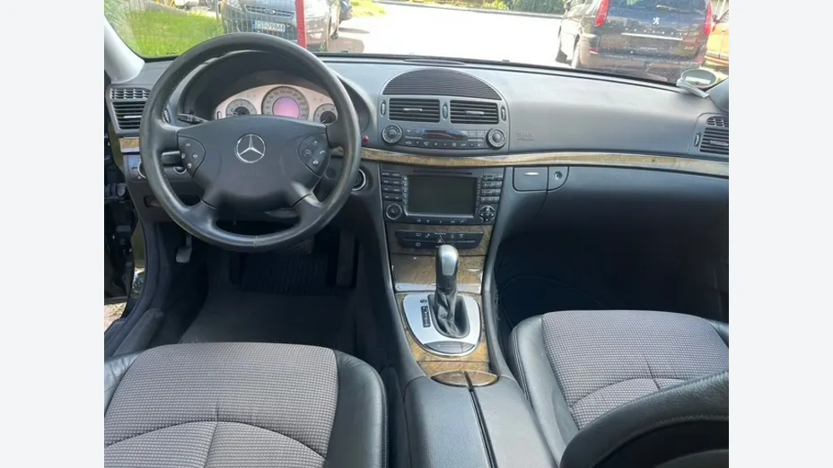 MERCEDES-BENZ E Klasa -