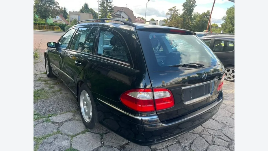 MERCEDES-BENZ E Klasa -