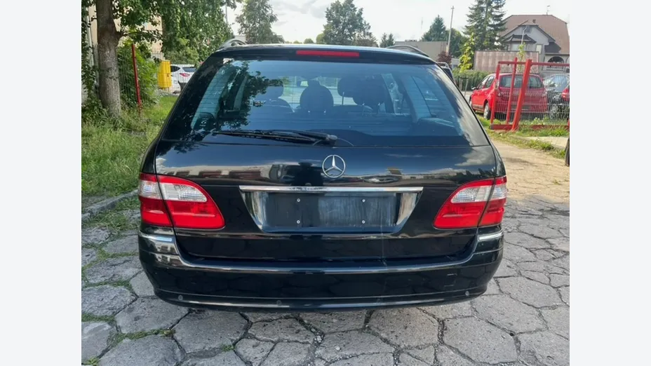 MERCEDES-BENZ E Klasa -