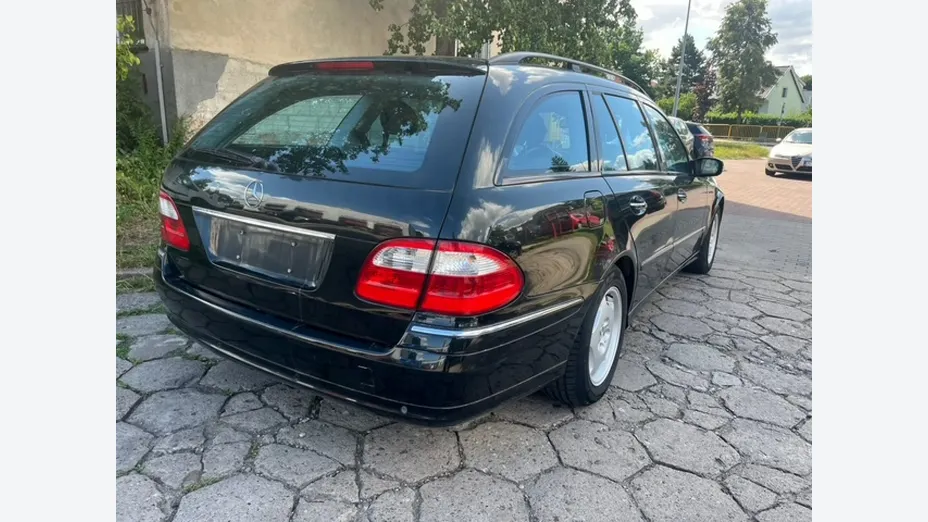 MERCEDES-BENZ E Klasa -