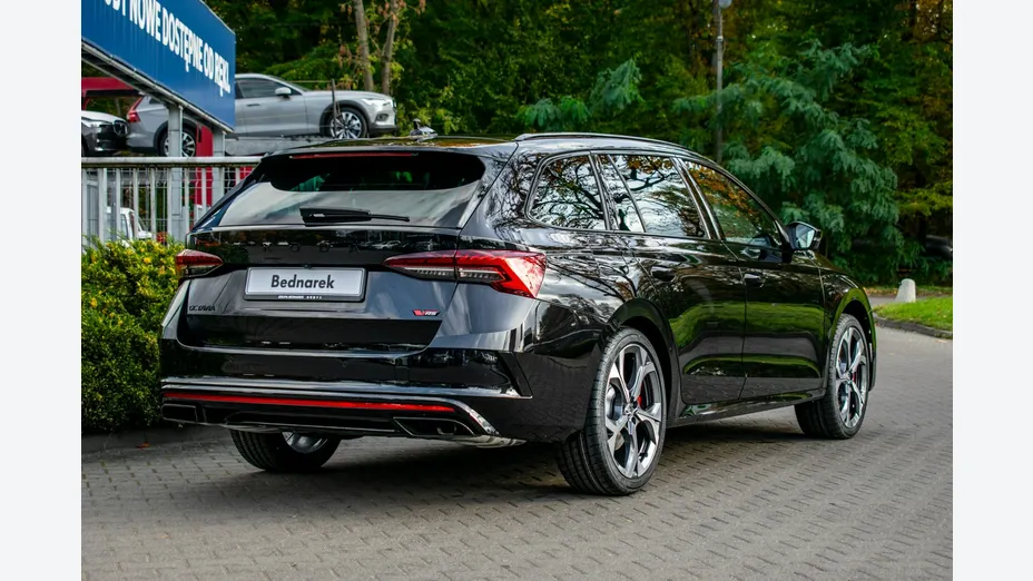 SKODA Octavia -