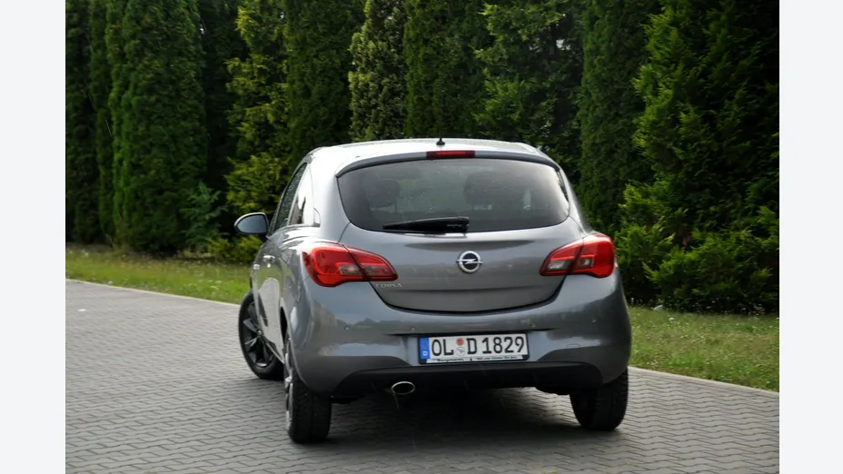 OPEL Corsa -