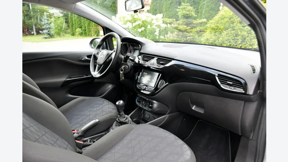 OPEL Corsa -