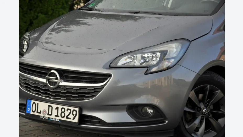 OPEL Corsa -