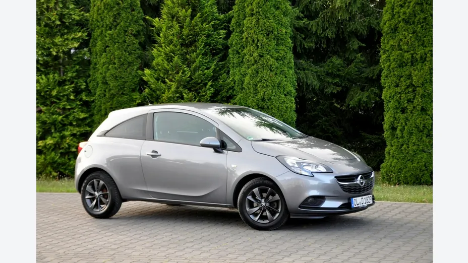 OPEL Corsa -