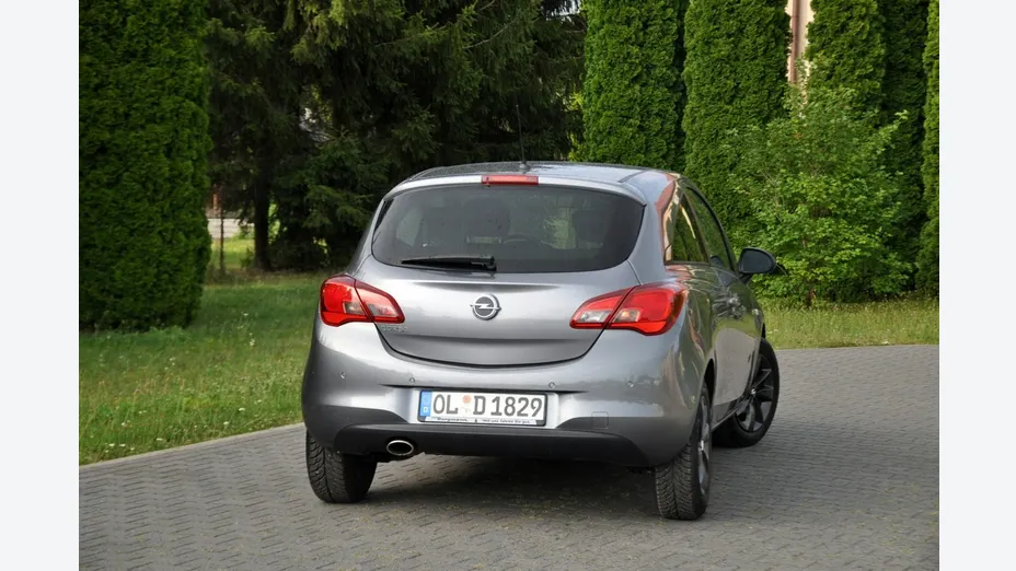 OPEL Corsa -