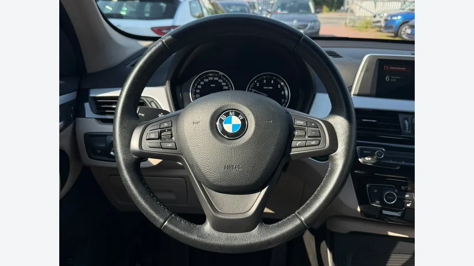 BMW X1 -