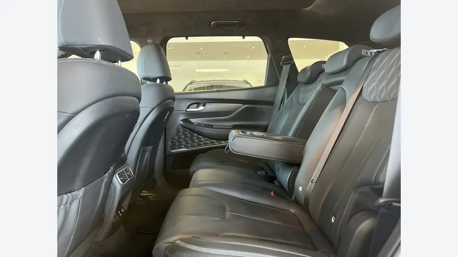 HYUNDAI Santa Fe -