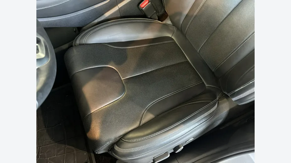 HYUNDAI Santa Fe -