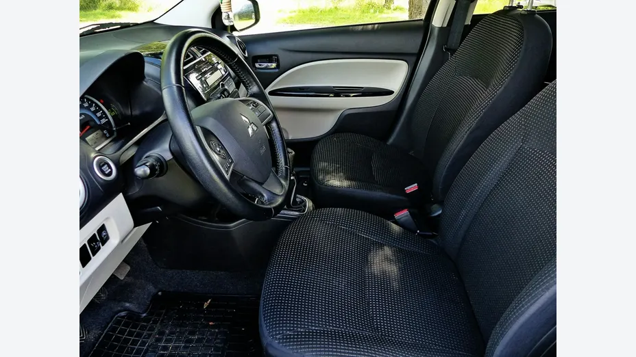 MITSUBISHI Space Star -