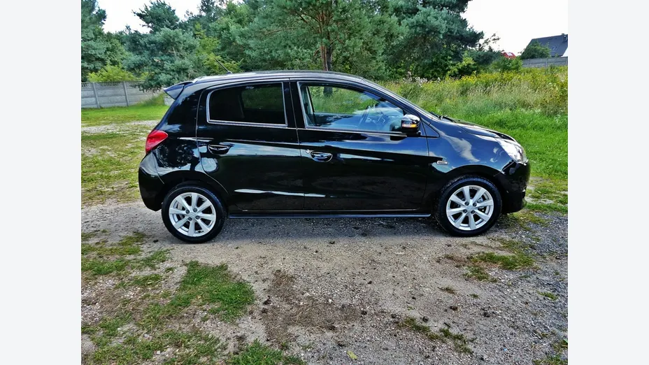 MITSUBISHI Space Star -