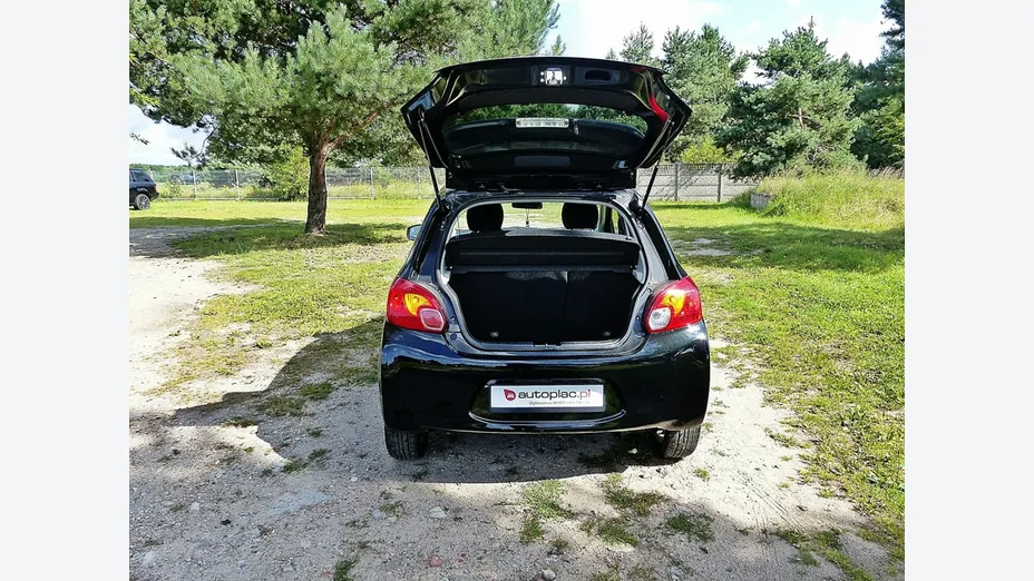 MITSUBISHI Space Star -