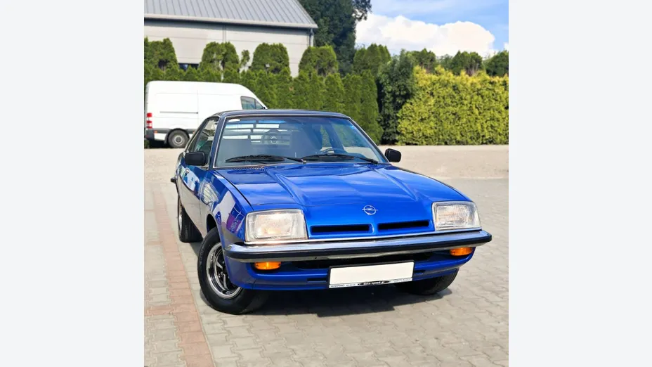 OPEL Manta -