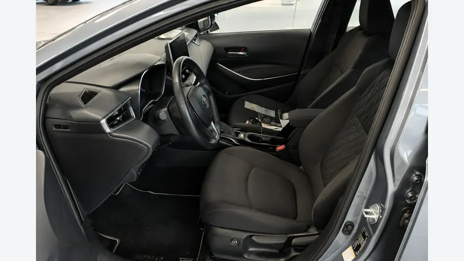 TOYOTA Corolla -
