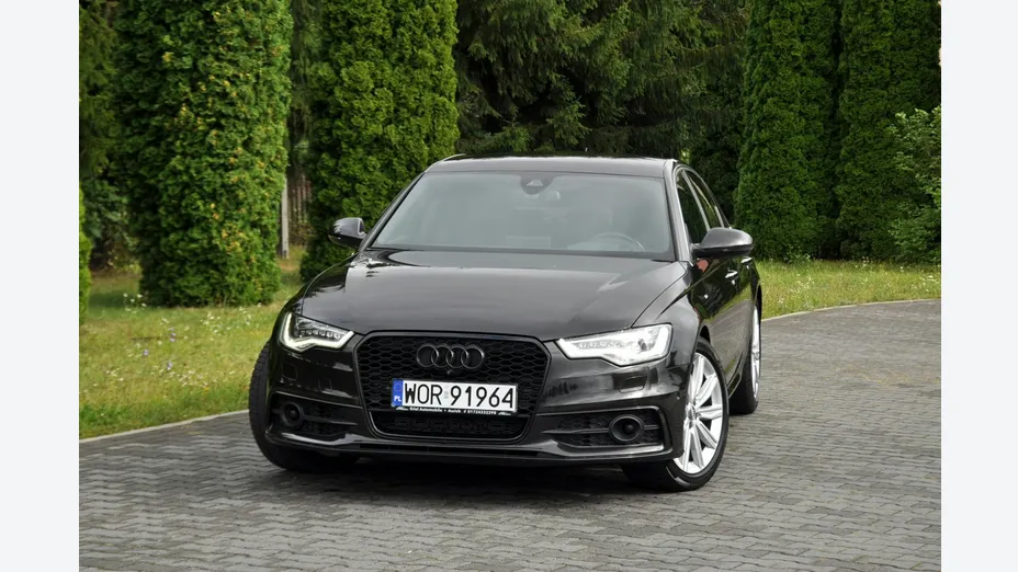 AUDI A6 -