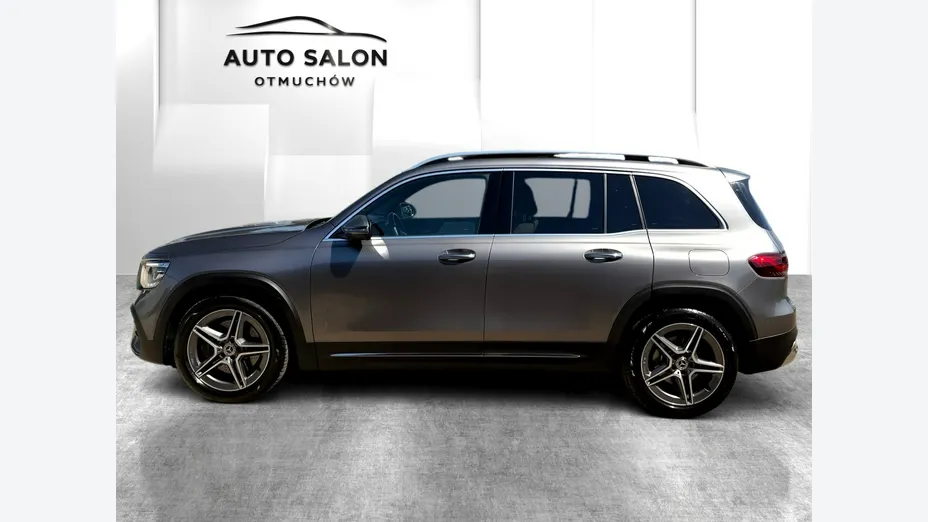 MERCEDES-BENZ GLB -