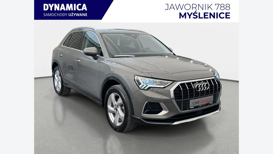 AUDI Q3 -