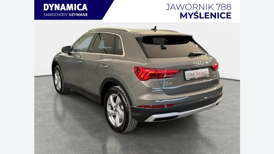 AUDI Q3 -