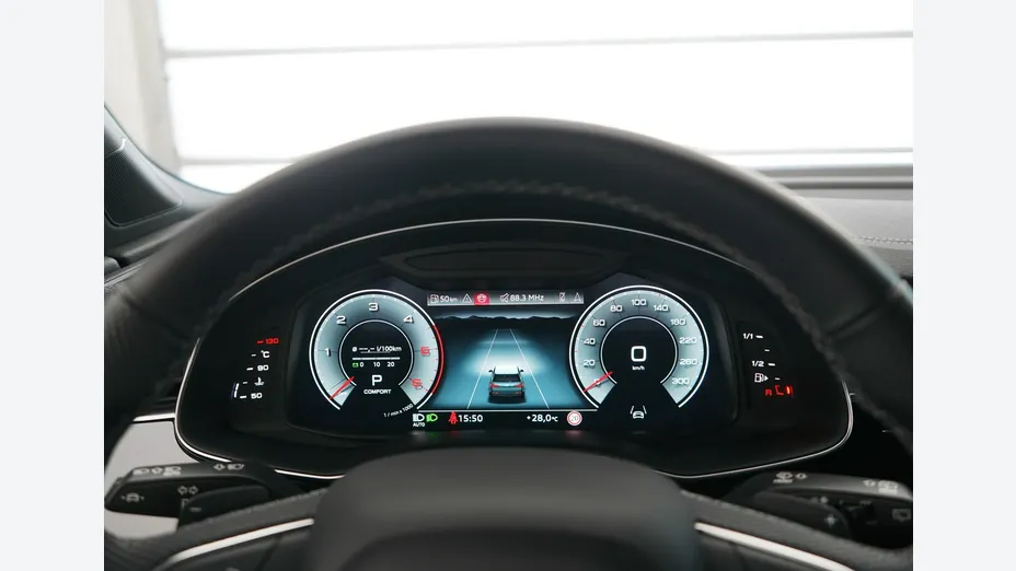 AUDI Q7 -