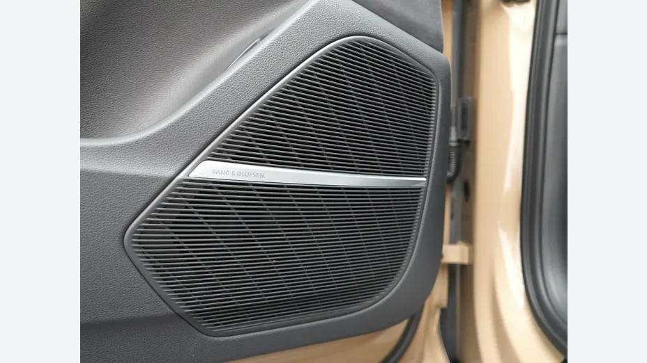 AUDI Q7 -