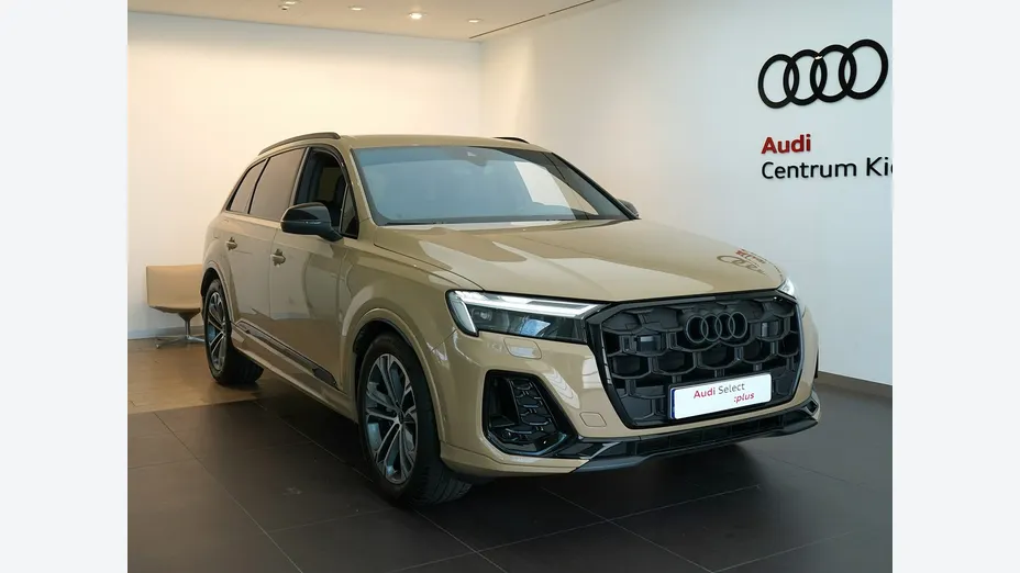 AUDI Q7 -