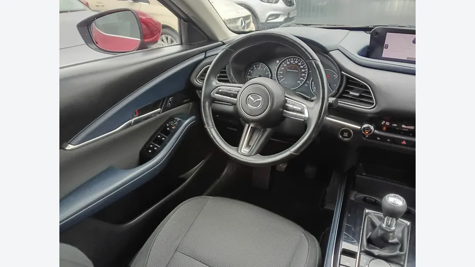 MAZDA CX-30 -