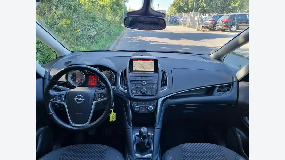 OPEL Zafira -