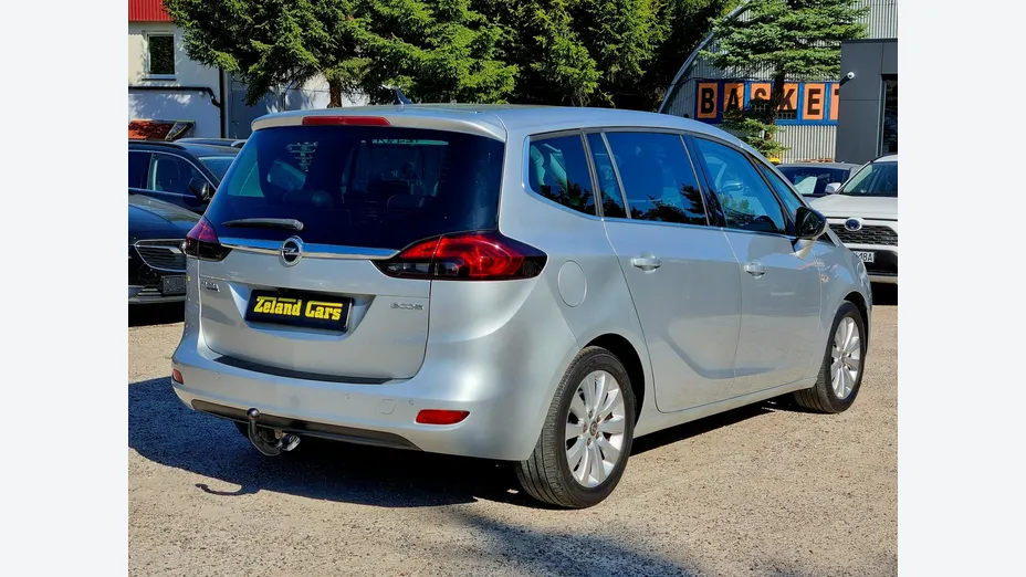 OPEL Zafira -