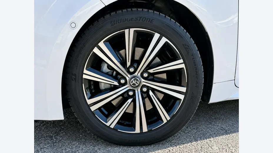 TOYOTA Corolla -