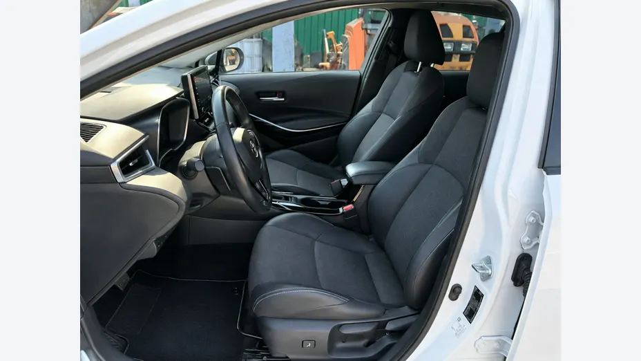 TOYOTA Corolla -