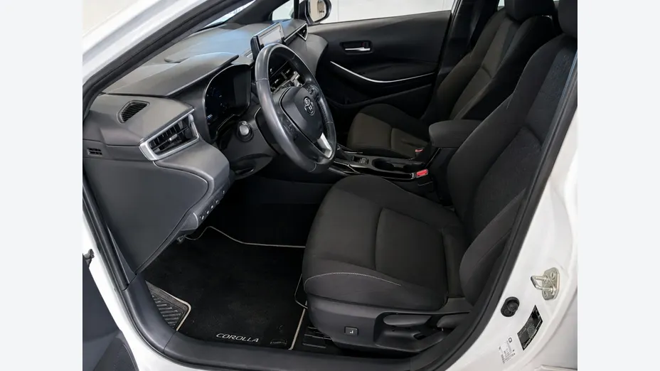 TOYOTA Corolla -