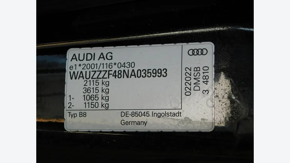 AUDI A4 -