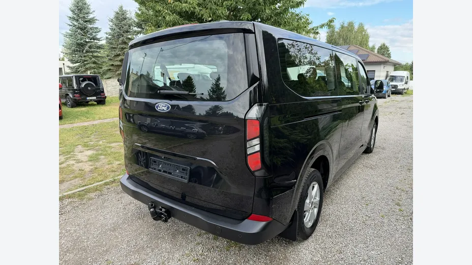 FORD Tourneo Custom -
