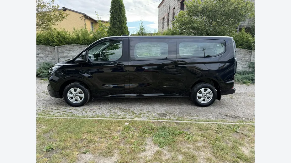 FORD Tourneo Custom -