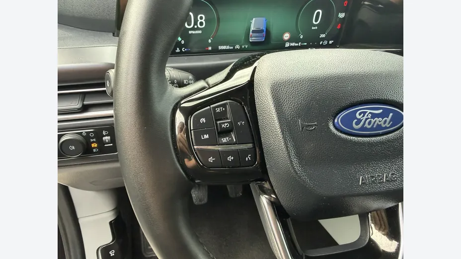 FORD Tourneo Custom -