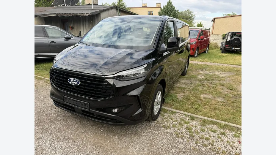FORD Tourneo Custom -