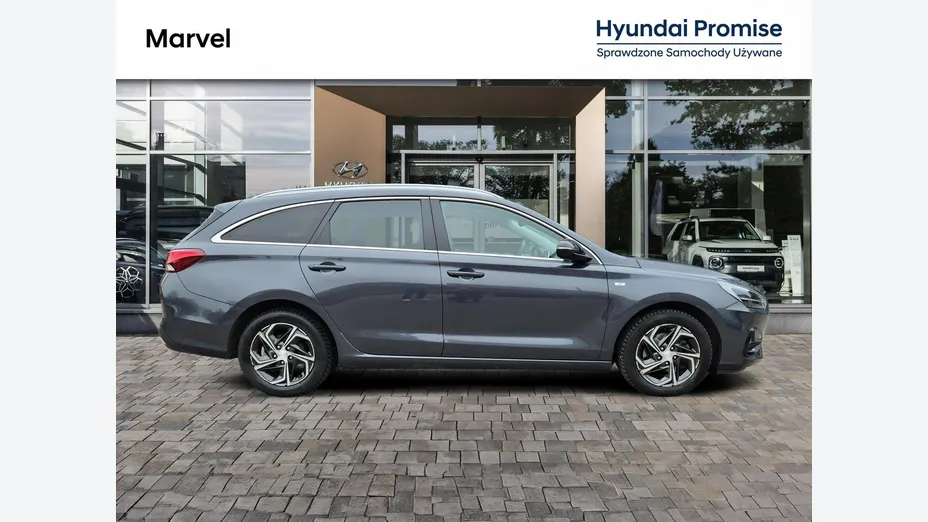 HYUNDAI i30 -