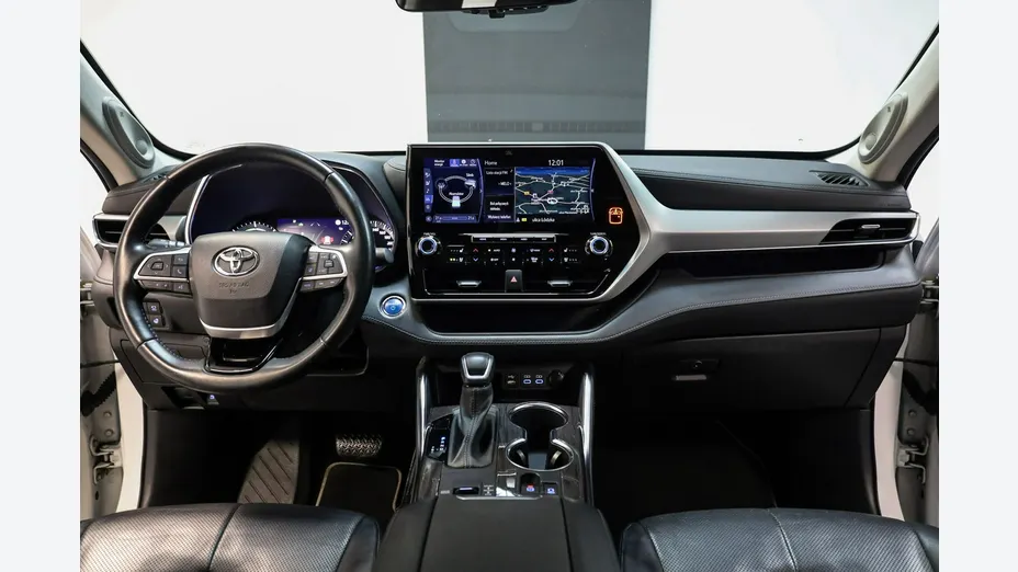 TOYOTA Highlander -