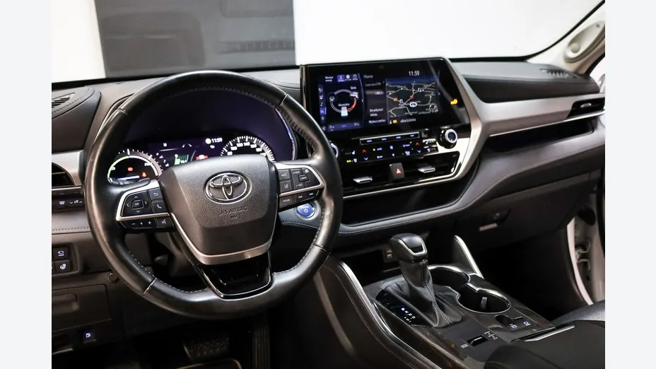 TOYOTA Highlander -