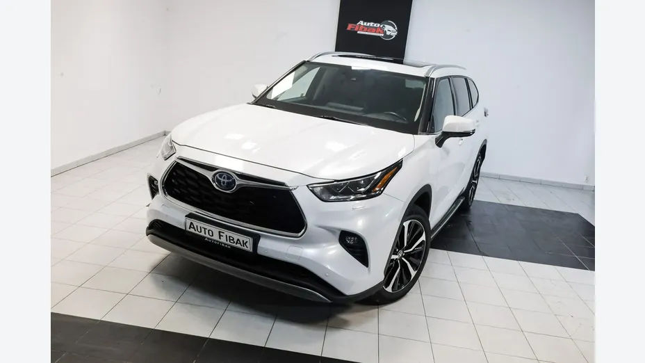 TOYOTA Highlander -