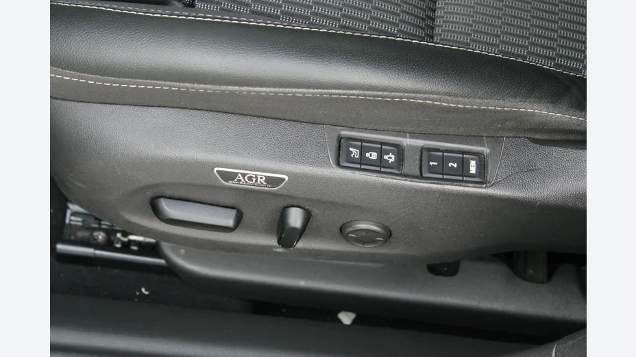 OPEL Insignia -