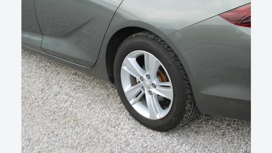 OPEL Insignia -