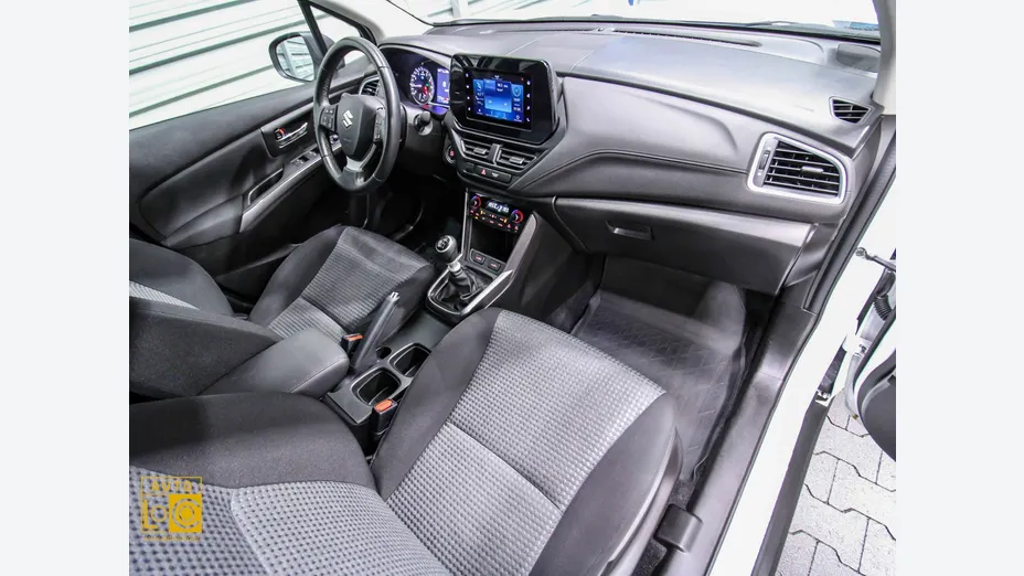 SUZUKI S-Cross -
