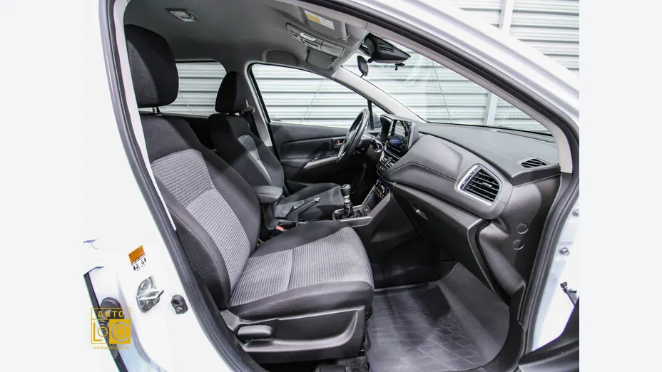 SUZUKI S-Cross -