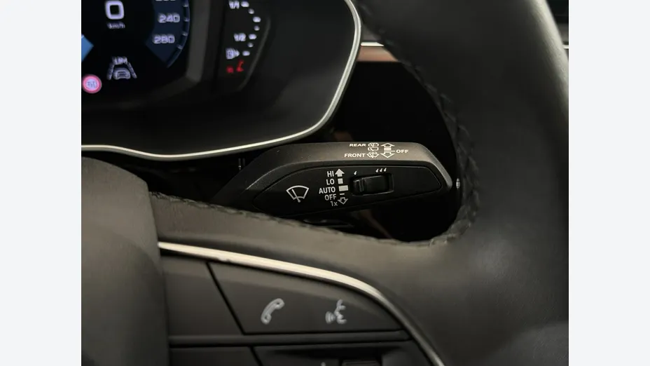AUDI Q3 -