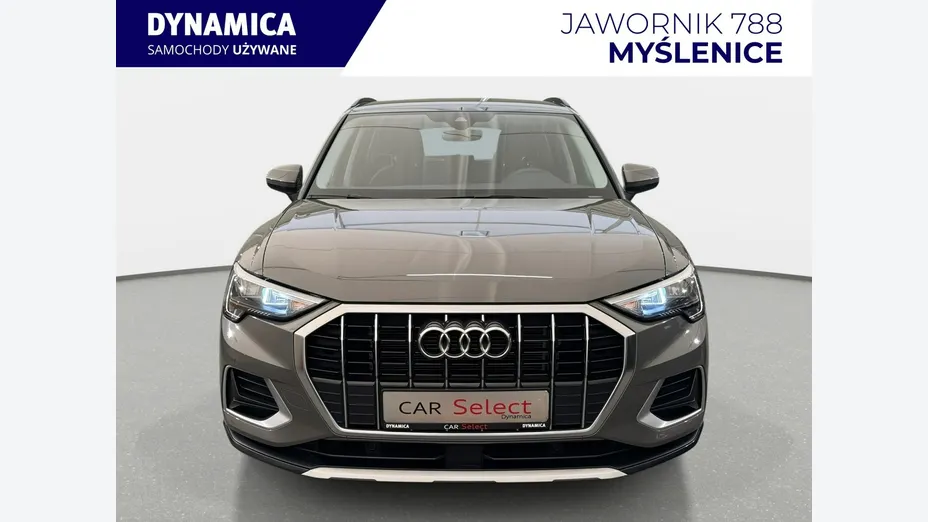 AUDI Q3 -
